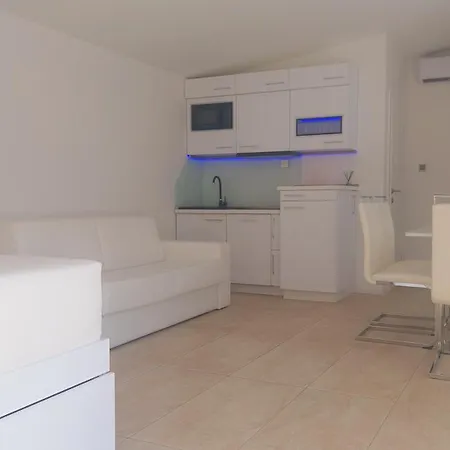 Luxury With Jacuzzi And Swimming Pool Vila *