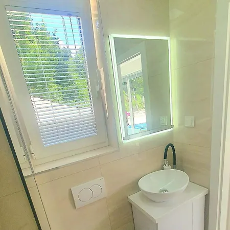 Luxury With Jacuzzi And Swimming Pool Vila Opatija
