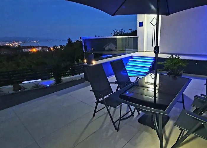 Vila Luxury With Jacuzzi And Swimming Pool Opatija
