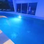Vila Luxury With Jacuzzi And Swimming Pool